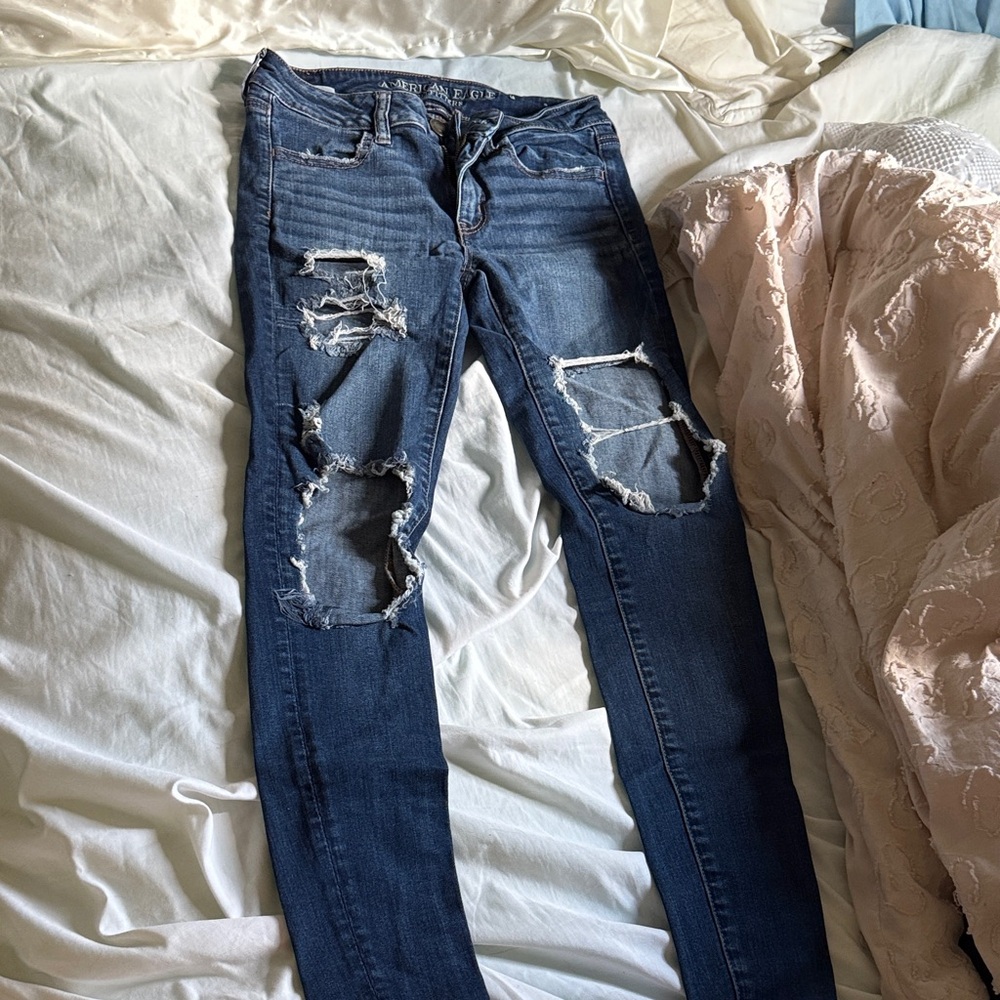 American Eagle Outfitters Distressed Dark Blue Skinny Jeans